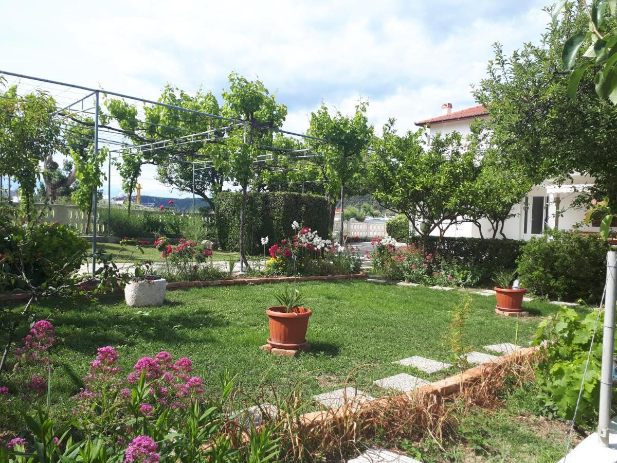 Appartamento Gvacic House Supetarska Draga Esterno foto