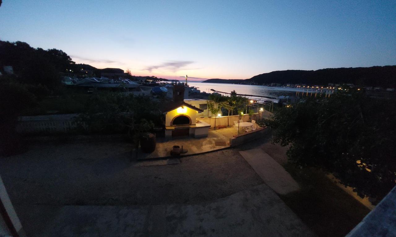 Appartamento Gvacic House Supetarska Draga Esterno foto