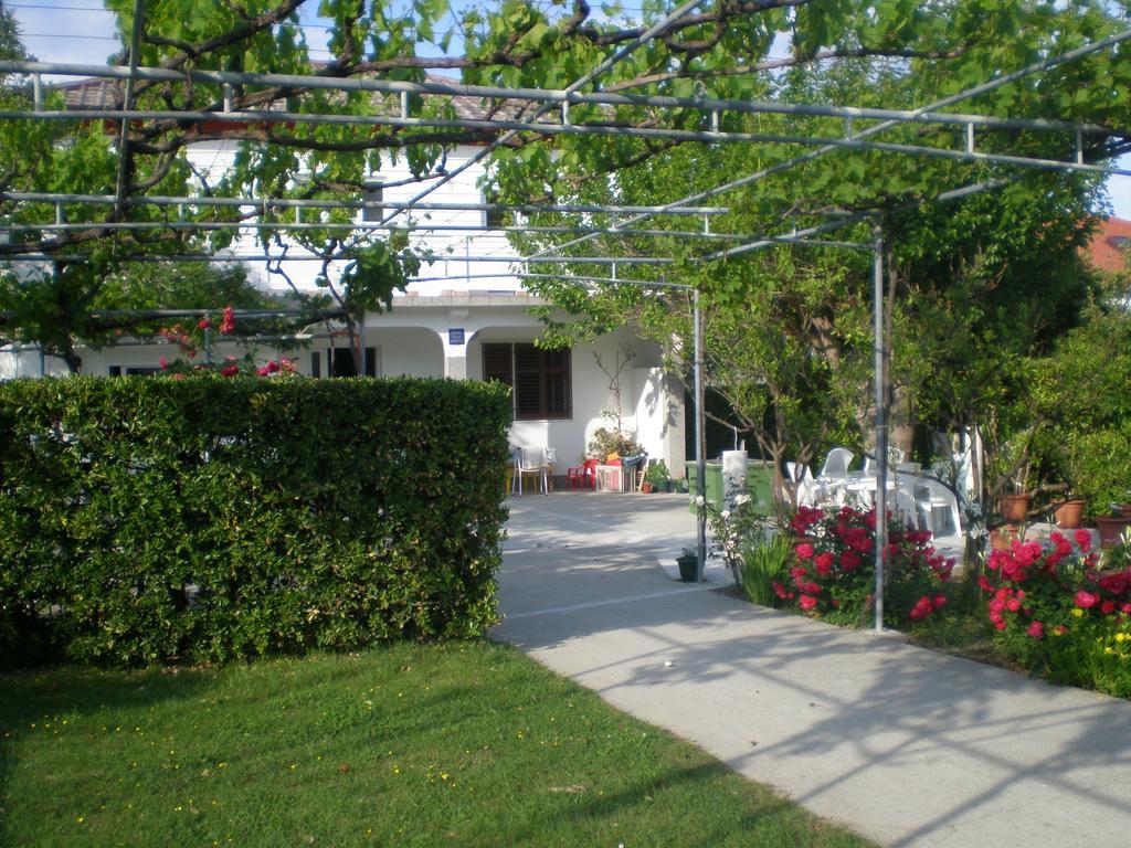 Appartamento Gvacic House Supetarska Draga Esterno foto